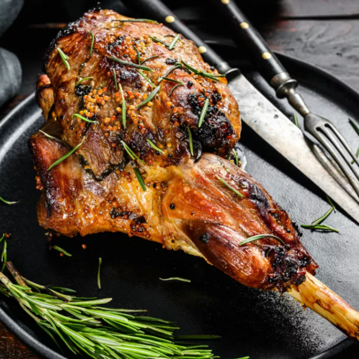 10 vinhos que são perfeitos para acompanhar cabrito assado
