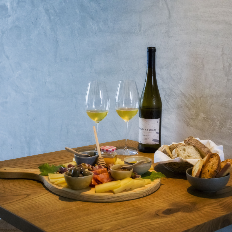 Azores Wine Company: Provar os Açores através de um copo de vinho